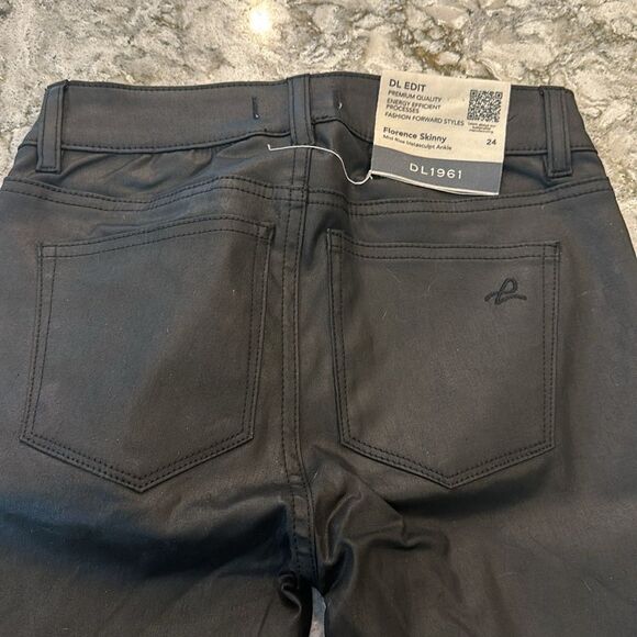 👖 DL1961 Florence Skinny Mid Rise Intrasculpt Ankle Blk LeatherPants Sz24 NWT👖 - Picture 4 of 5